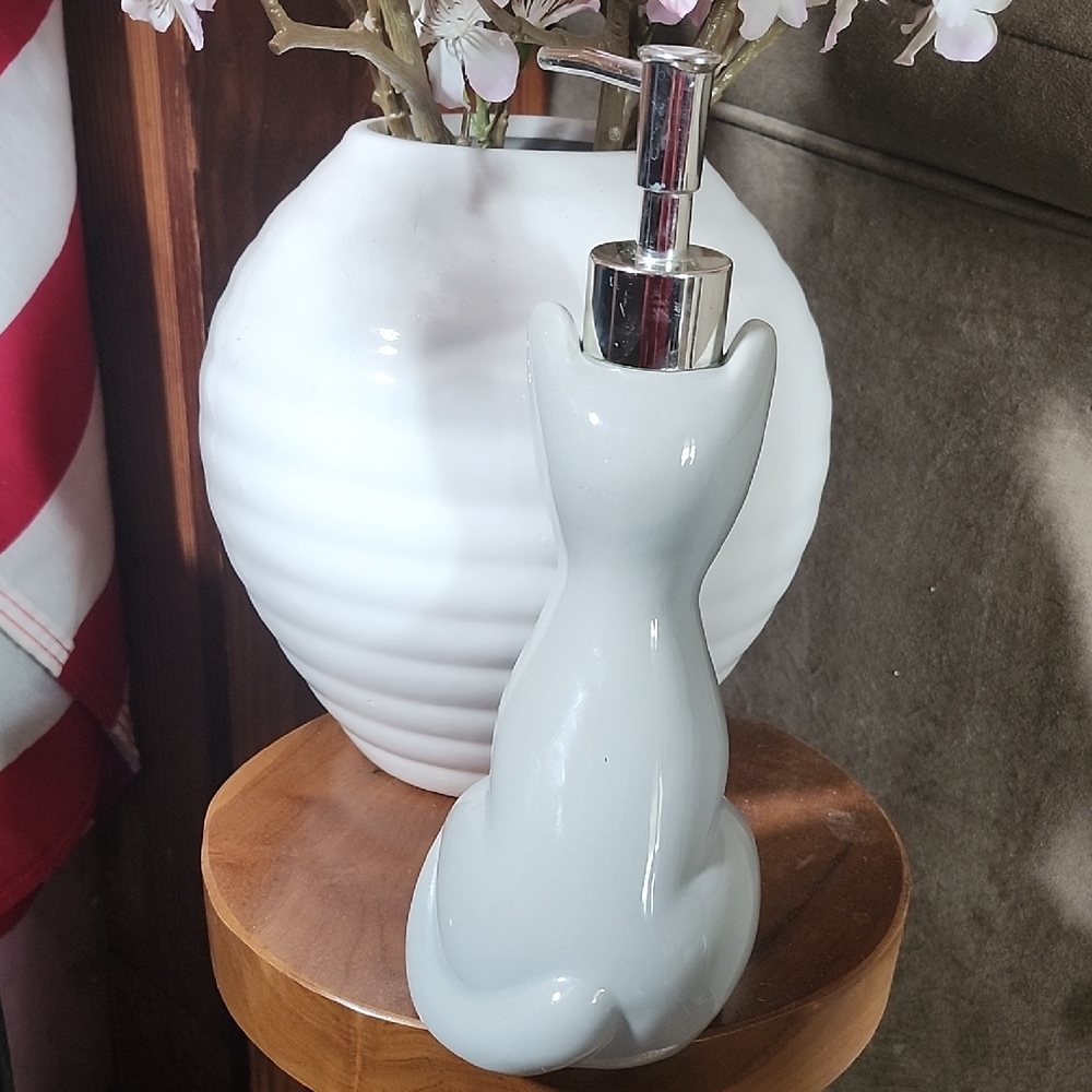 Gray Cat Ceramic Soap Dispenser - Picture 2 of 5